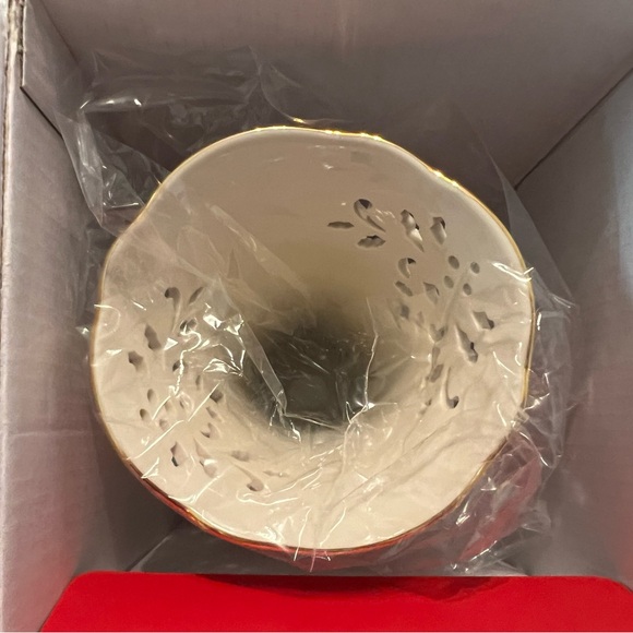 Vintage Lenox Holiday Pierced Bud Vase 8.25 Inches - Picture 6 of 8